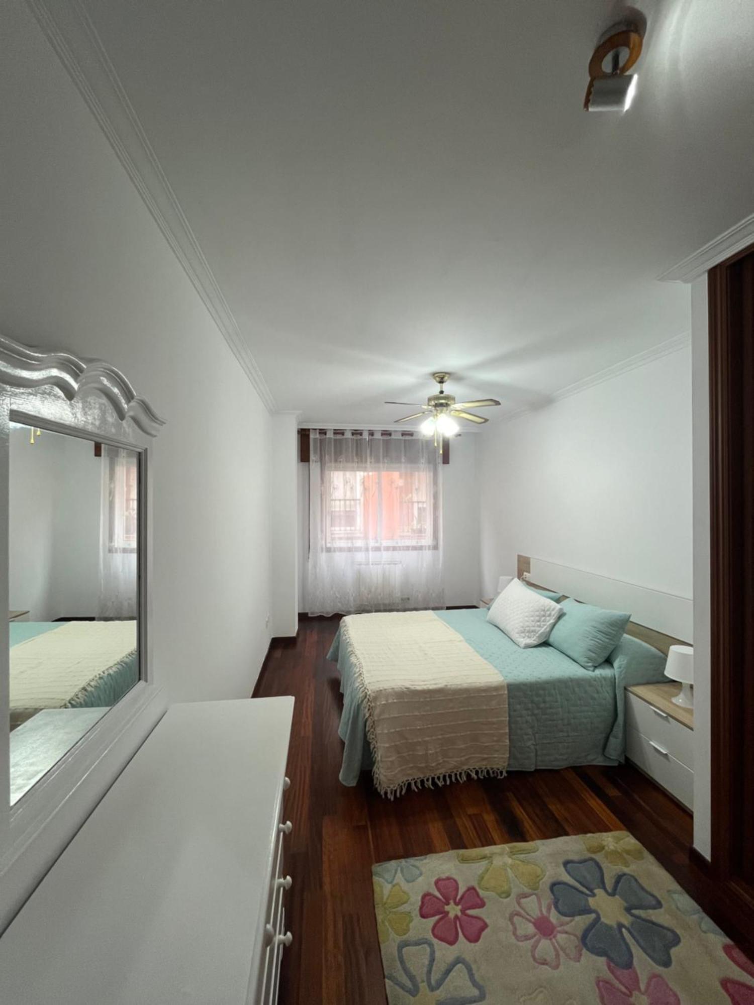 Apartamento Xacobe Grove, 120 Metros Totalmente Equipado, Luminoso, Centrico Y Con Plaza De Garaje Эль-Грове Экстерьер фото