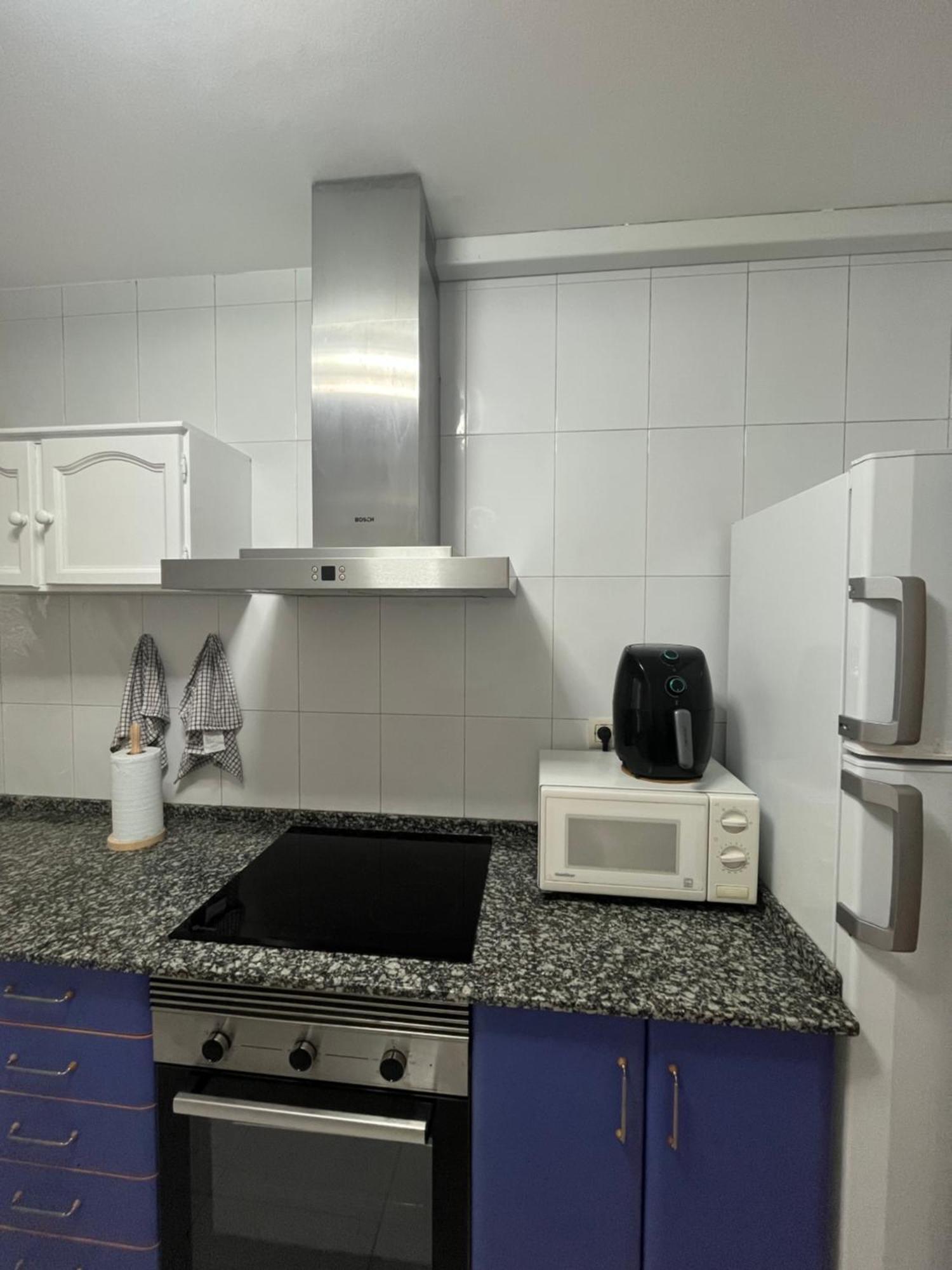 Apartamento Xacobe Grove, 120 Metros Totalmente Equipado, Luminoso, Centrico Y Con Plaza De Garaje Эль-Грове Экстерьер фото
